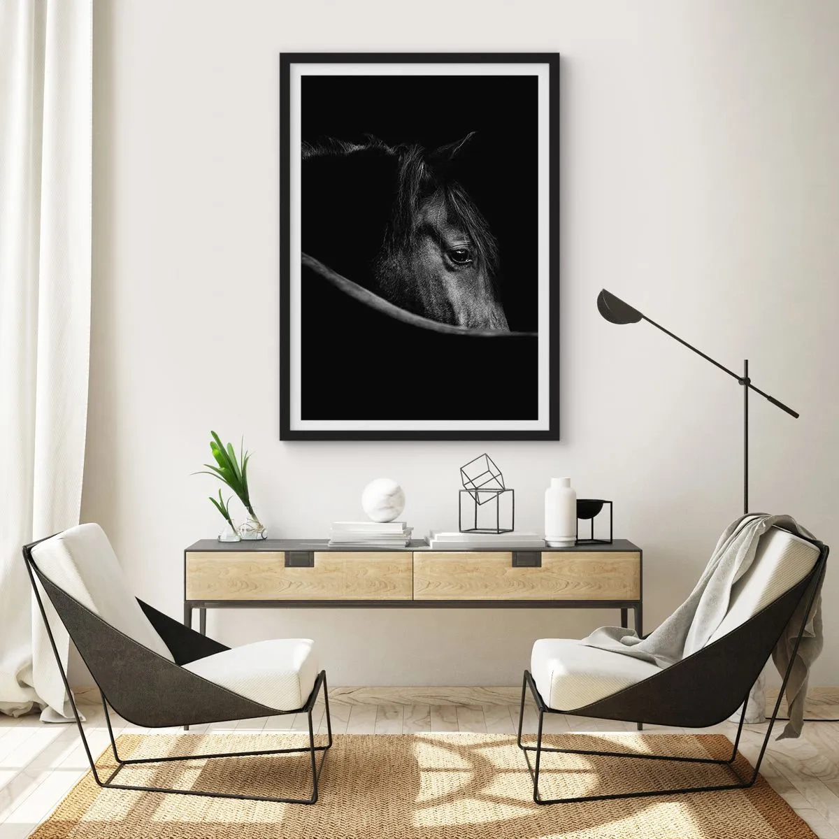 Plagát v čiernom ráme - Čiernobiely portrét koňa v umeleckom prístupe - 50x70cm - Čierny knieža - Moderná nástenná dekorácia do obývacej izby a spálne ARTTOR