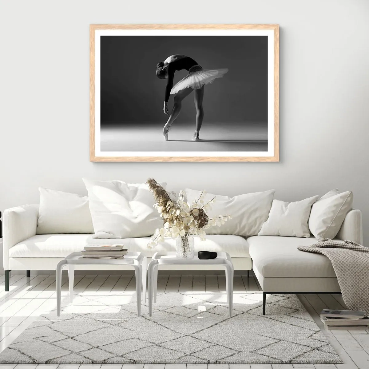 Plagát v ráme zo svetlého duba - Bella ballerina - 100x70 cm