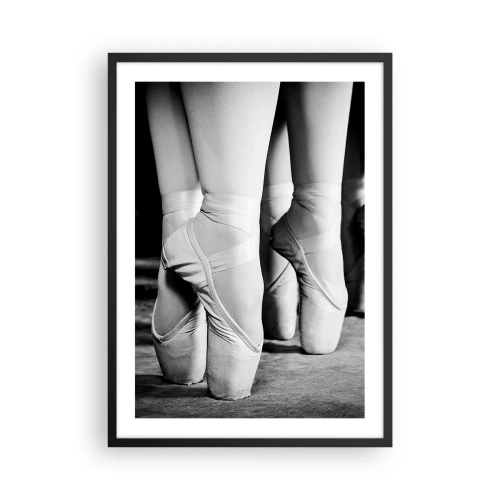 Plagát v čiernom ráme - Čiernobiely plagát zobrazujúci baletné špičky. - 50x70cm - Spoločne, ľahko - Moderná nástenná dekorácia do obývacej izby a spálne ARTTOR