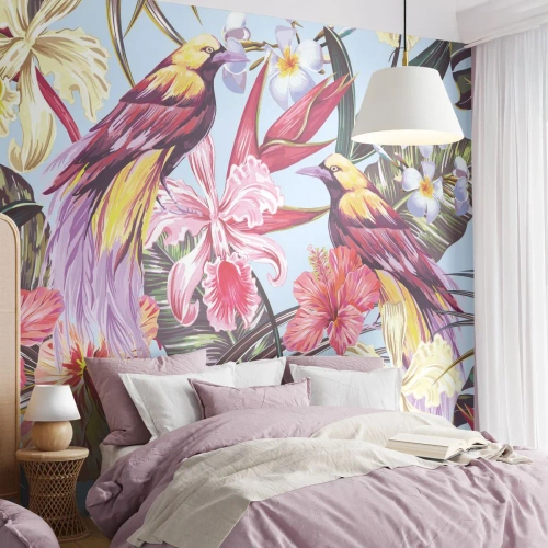 Fototapeta Standard Eco - Exotické vtáky medzi tropickými kvetmi - 100x70cm - Plátky a pierka - Moderná nástenná dekorácia do obývacej izby a spálne ARTTOR