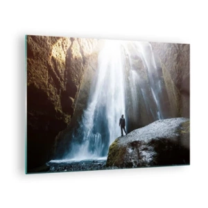 Obraz na skle - Muž stojaci na skale pred mohutným vodopádom na slnečnom svetle - 70x50cm - Obnovenie proporcie - Moderná nástenná dekorácia do obývacej izby a spálne ARTTOR
