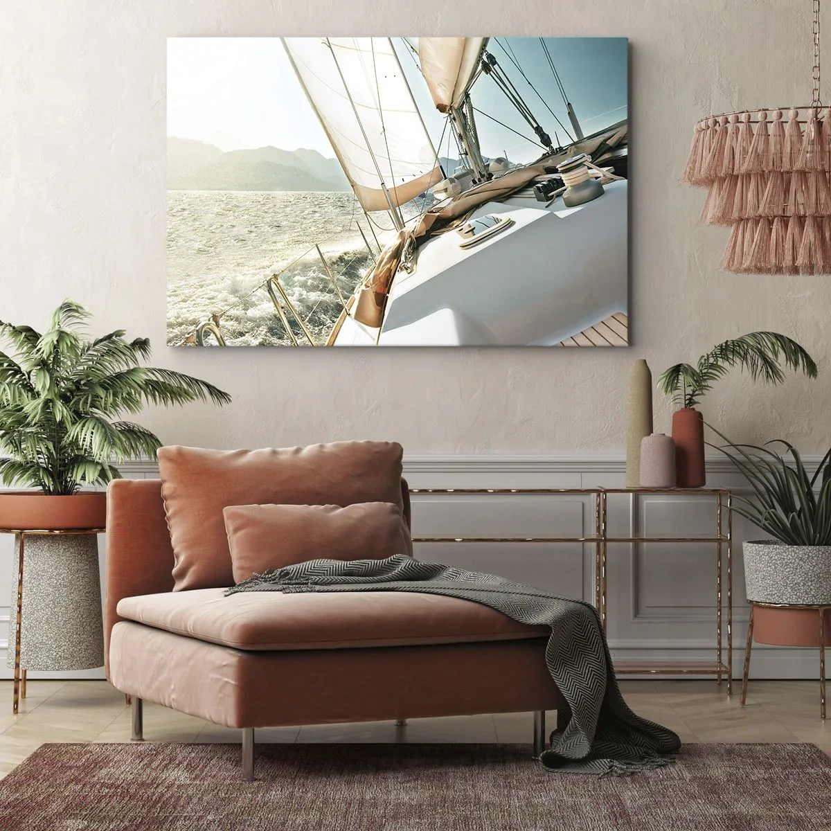 Obraz na plátne - Jachta na otvorenom mori s výhľadom na hory - 70x50cm - Pod plnými plachtami - Moderná nástenná dekorácia do obývacej izby a spálne ARTTOR
