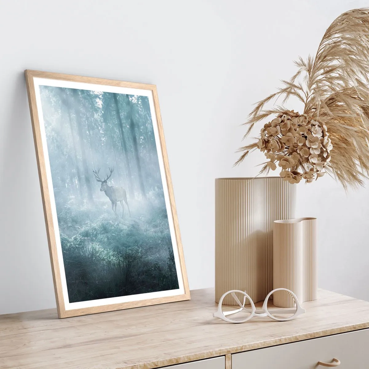 Plagát v ráme zo svetlého duba - Ranná obchôdzka sídliska - 61x91 cm