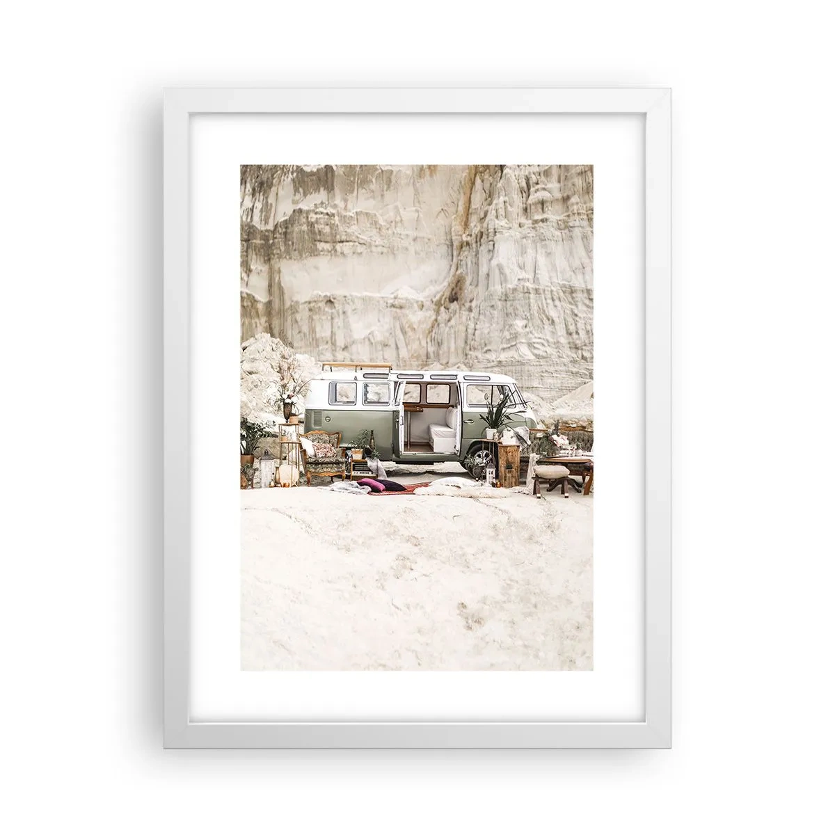 Plagát v bielom ráme - Cesta práve začína - 30x40 cm