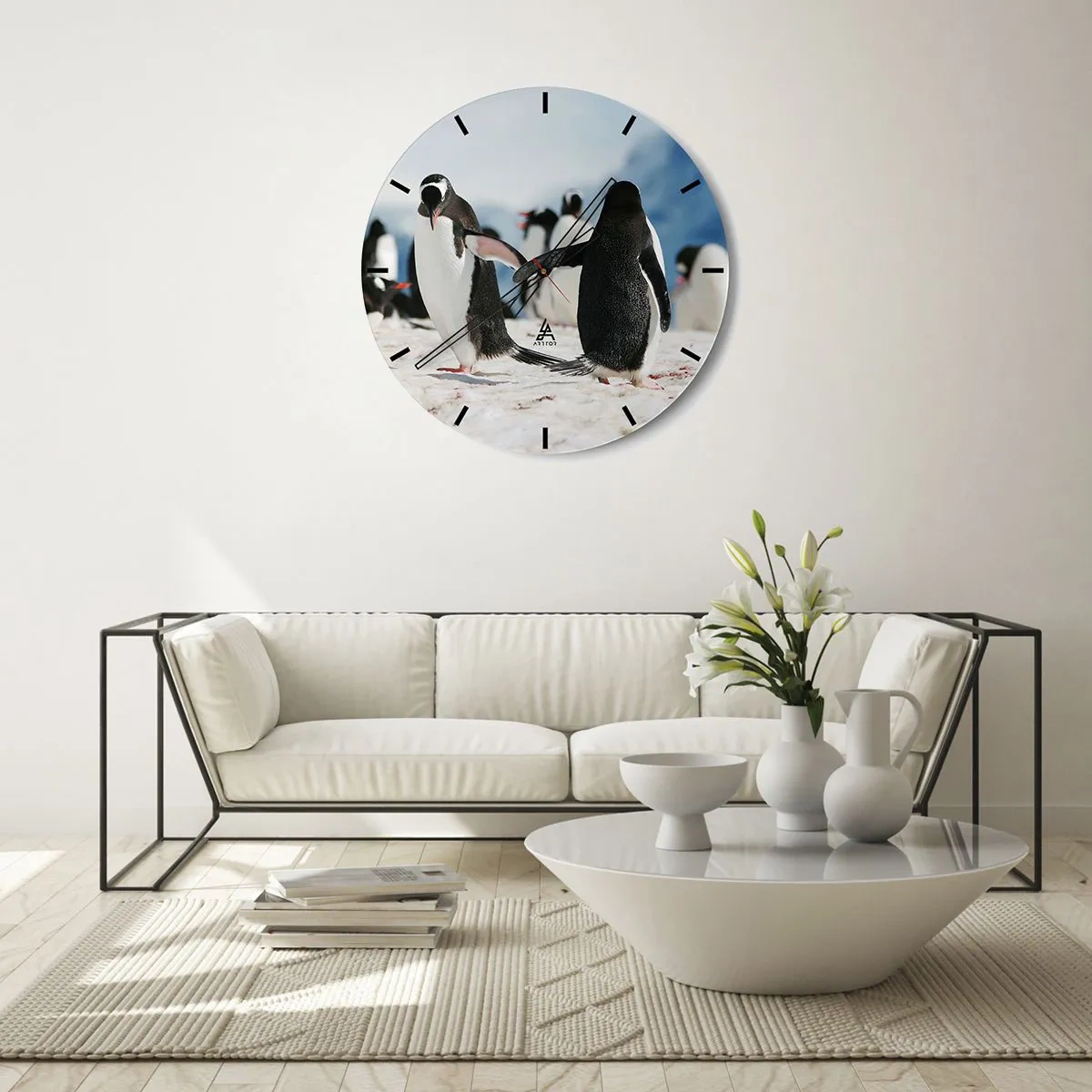 Nástenné hodiny - Tučniaky v snehu v arktickej krajine - 30x30cm - Tanec na snehu - Moderná nástenná dekorácia do obývacej izby, kuchyne a spálne ARTTOR