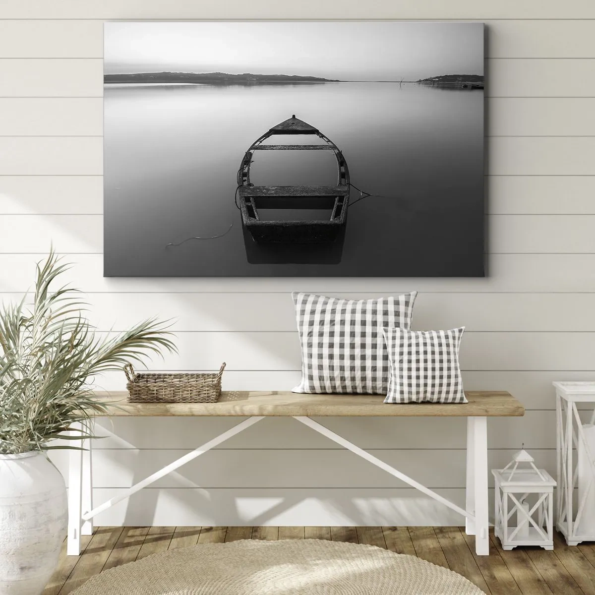 Obraz na plátne - Osamelá loď na pokojnom jazere v odtieňoch čiernej a bielej - 70x50cm - Túžba a melanchólia - Moderná nástenná dekorácia do obývacej izby a spálne ARTTOR