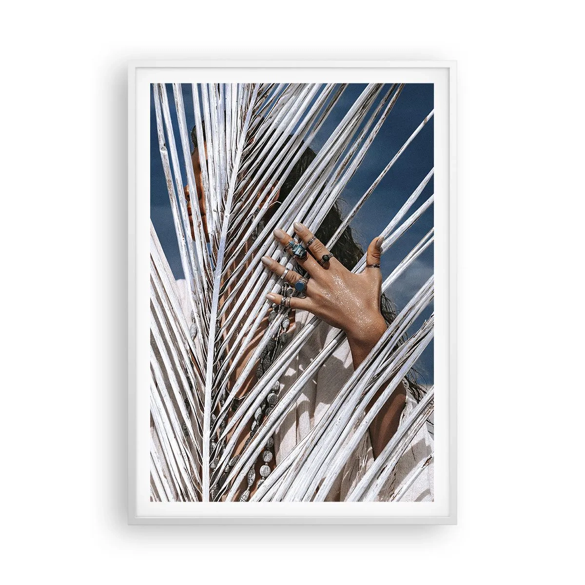 Plagát v bielom ráme - Šamanové dievča? - 70x100 cm