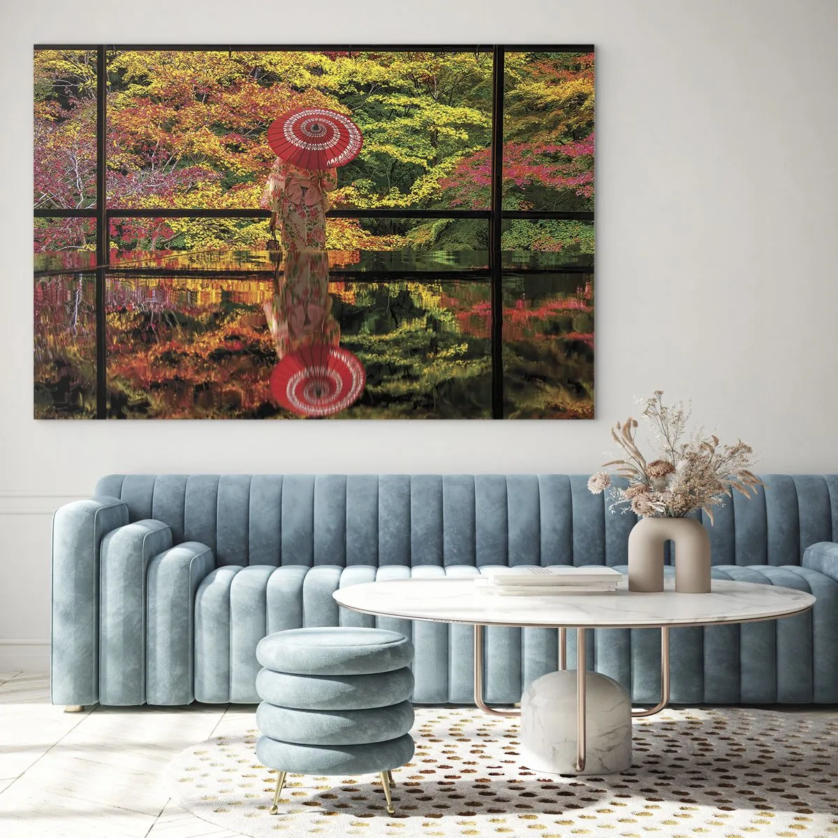 Obraz na skle - Žena v kimone s dáždnikom na pozadí jesennej krajiny, ktorá sa odráža vo vode. - 70x50cm - V chráme prírody - Moderná nástenná dekorácia do obývacej izby a spálne ARTTOR