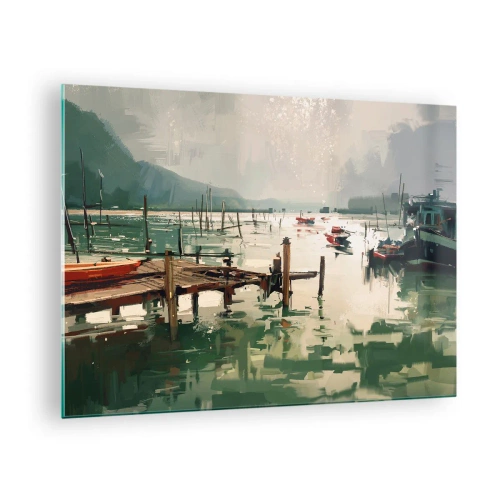 Obraz na skle - Drevené mólo a lode na pokojnej vode obklopené horami - 70x50cm - Zaliate roztaveným mesiacom - Moderná nástenná dekorácia do obývacej izby a spálne ARTTOR