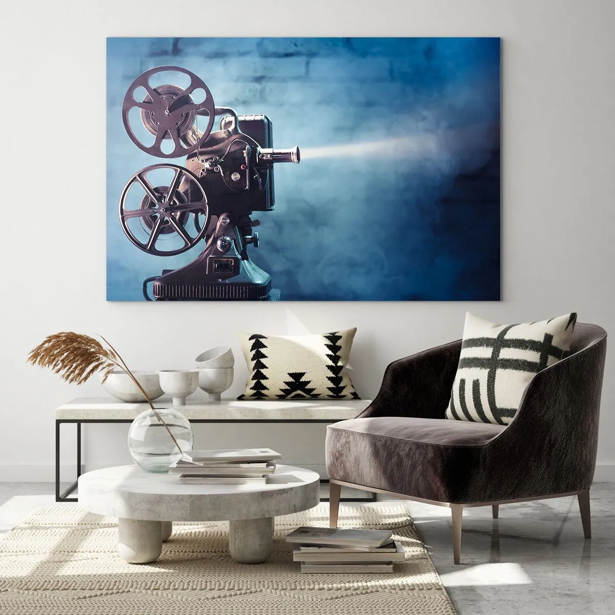 Obraz na skle - Filmová kamera v retro štýle oproti modrej stene - 70x50cm - V starom kine - Moderná nástenná dekorácia do obývacej izby a spálne ARTTOR
