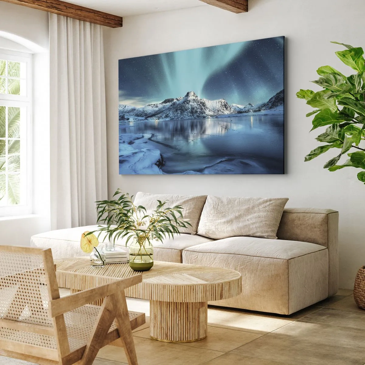 Obraz na plátne - Polárna žiara nad zasneženými horami a jazerom - 70x50cm - Noc plná svetla - Moderná nástenná dekorácia do obývacej izby a spálne ARTTOR