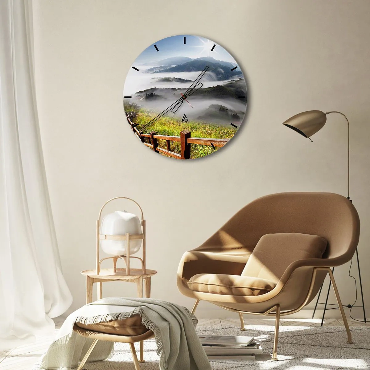 Nástenné hodiny - Pohľad na hmlistú dolinu s dreveným plotom - 30x30cm - Utkané zo žiary a hmly - Moderná nástenná dekorácia do obývacej izby, kuchyne a spálne ARTTOR