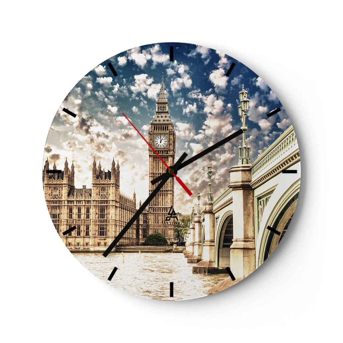Nástenné hodiny - Big Ben a Temžský most v Londýne za slnečného dňa - 30x30cm - Perové oblaky nad Temžou - Moderná nástenná dekorácia do obývacej izby, kuchyne a spálne ARTTOR