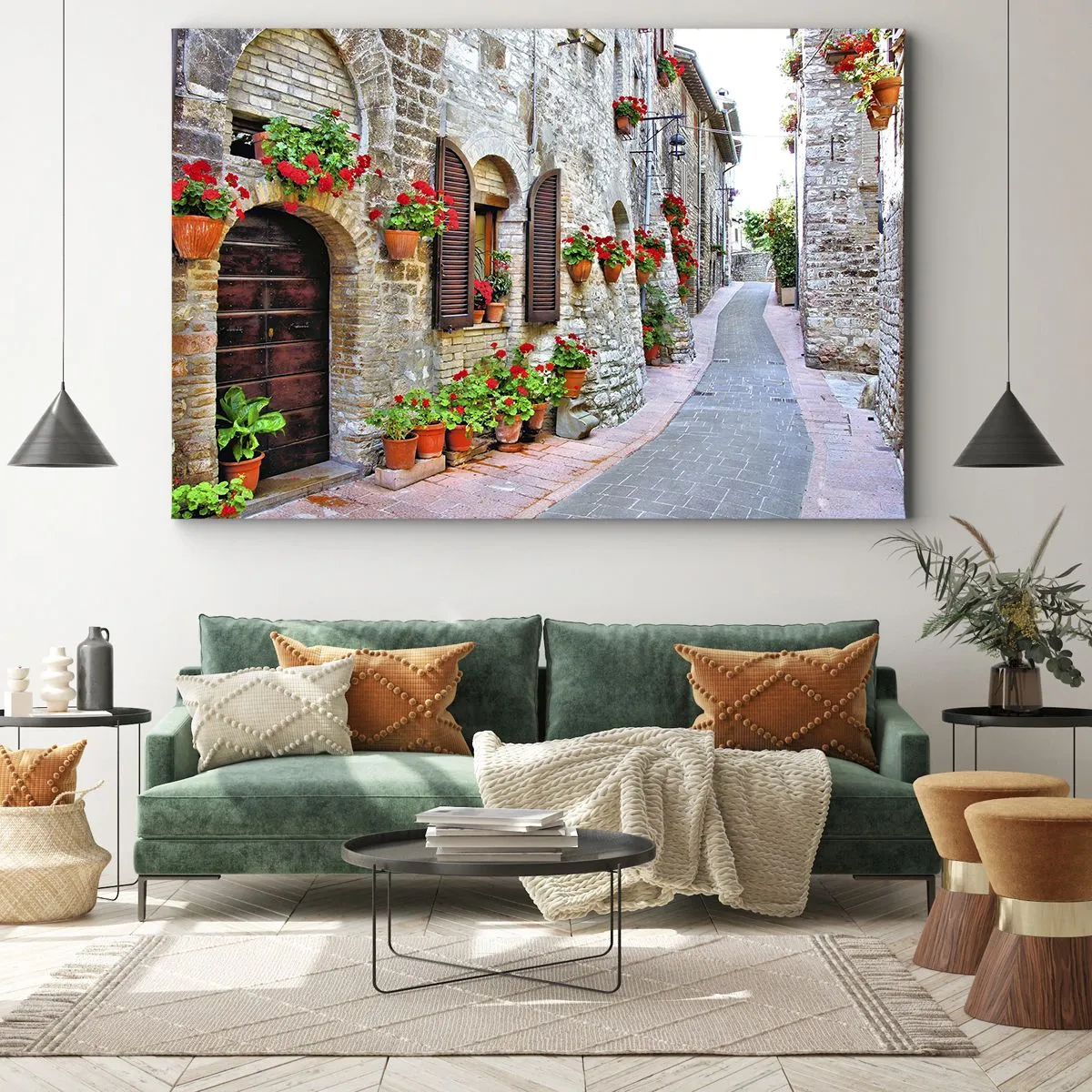 Obraz na plátne - Úzka ulica s kamennými budovami zdobenými kvetináčmi - 70x50cm - Talianska atmosféra - Moderná nástenná dekorácia do obývacej izby a spálne ARTTOR