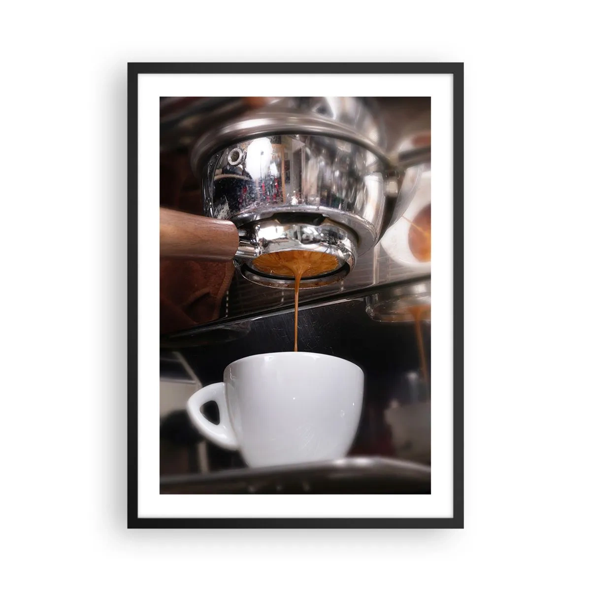 Plagát v čiernom ráme - Kávovar nalievajúci čerstvé espresso do šálky - 50x70cm - Dobrá chvíľa dňa - Moderná nástenná dekorácia do obývacej izby a spálne ARTTOR