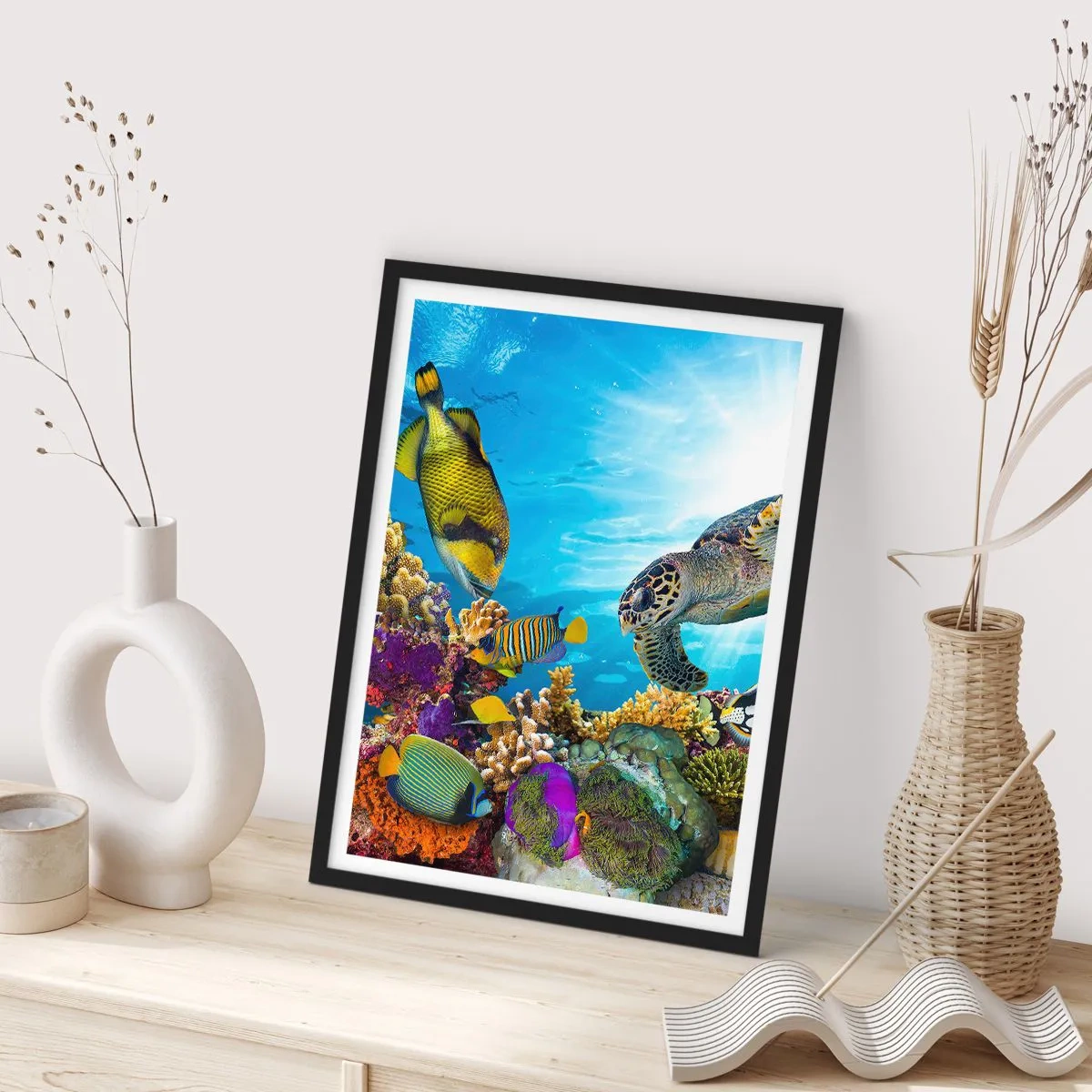 Plagát v čiernom ráme - Koralová promenáda - 40x50 cm
