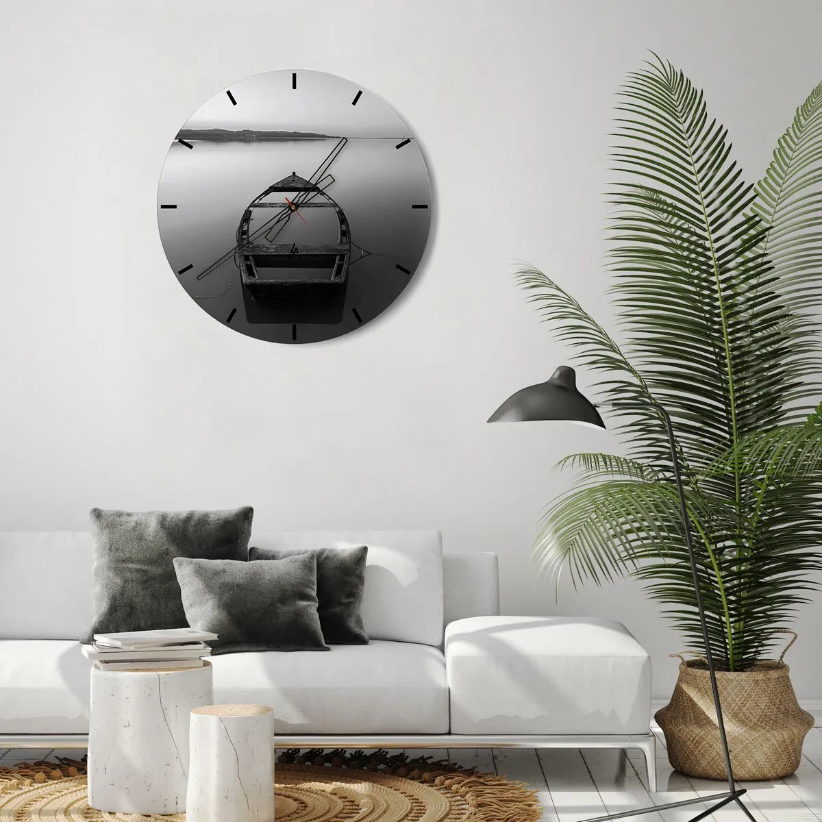 Nástenné hodiny - Osamelá loď na pokojnom jazere v čiernobielej farbe. - 30x30cm - Túžba a melanchólia - Moderná nástenná dekorácia do obývacej izby, kuchyne a spálne ARTTOR