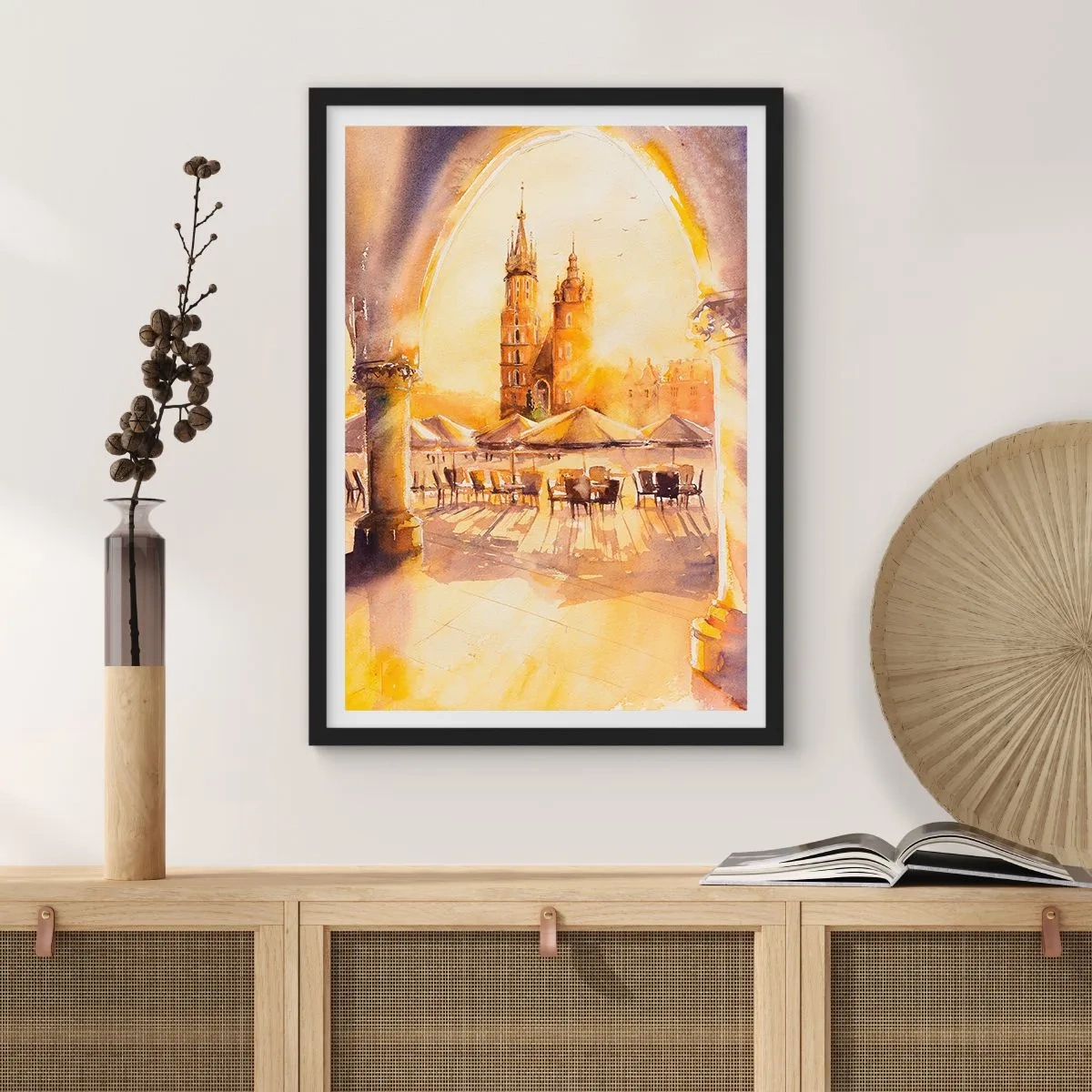 Plagát v čiernom ráme - Akvarel zobrazujúci krakovské trhové námestie pri západe slnka. - 50x70cm - Východ slnka nad krakovským námestím - Moderná nástenná dekorácia do obývacej izby a spálne ARTTOR