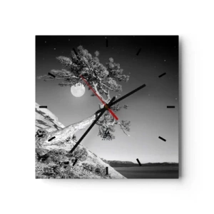 Nástenné hodiny - Víťazná bojovníčka - 30x30 cm