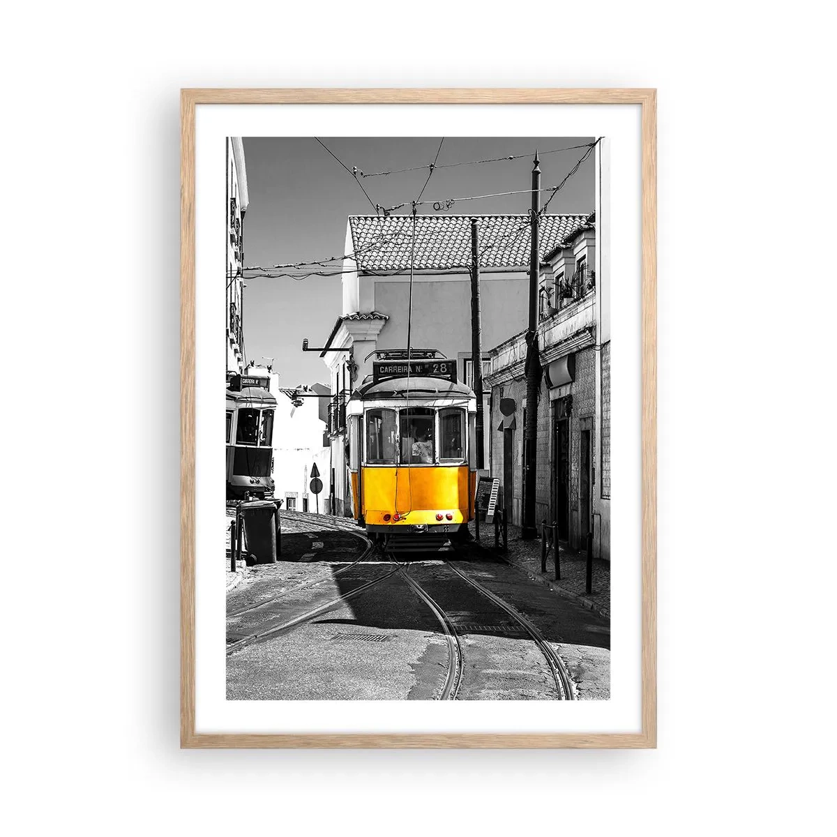 Plagát v ráme zo svetlého duba - Duch Lisabonu - 50x70 cm