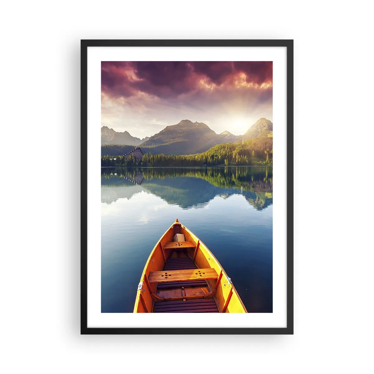 Plagát v čiernom ráme - Loď na jazere s výhľadom na hory pri západe slnka - 50x70cm - Nič proti prírode - Moderná nástenná dekorácia do obývacej izby a spálne ARTTOR