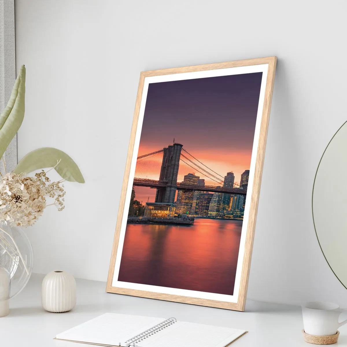 Plagát v ráme zo svetlého duba - Ponorené do ľaliového ticha - 50x70 cm