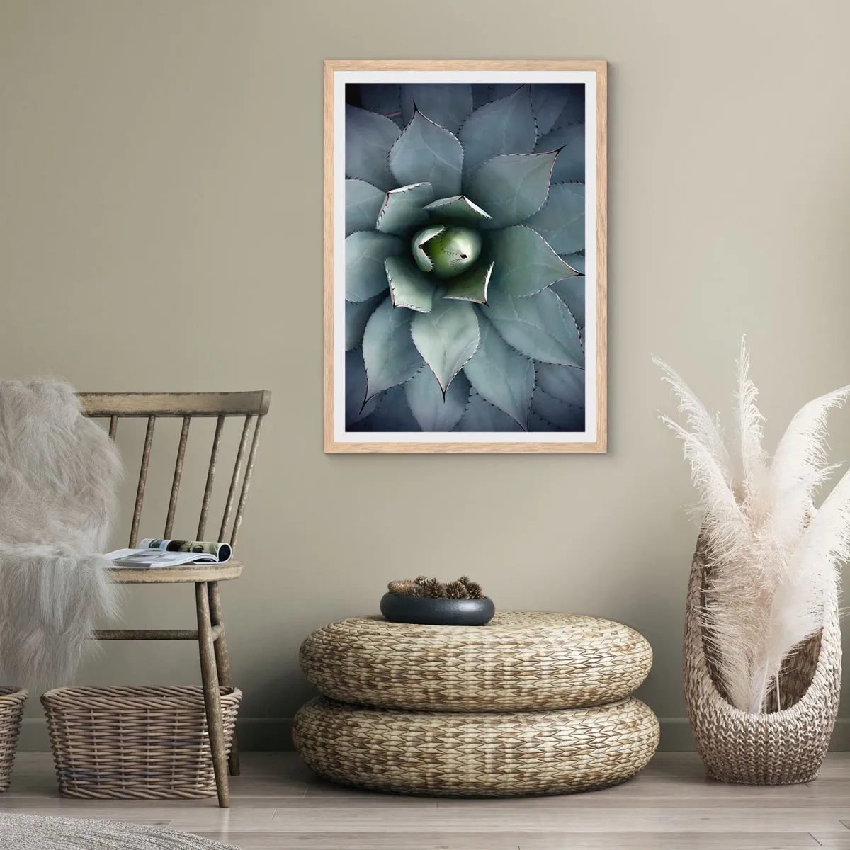 Plagát v ráme zo svetlého duba - Zvádza a varuje - 70x100 cm