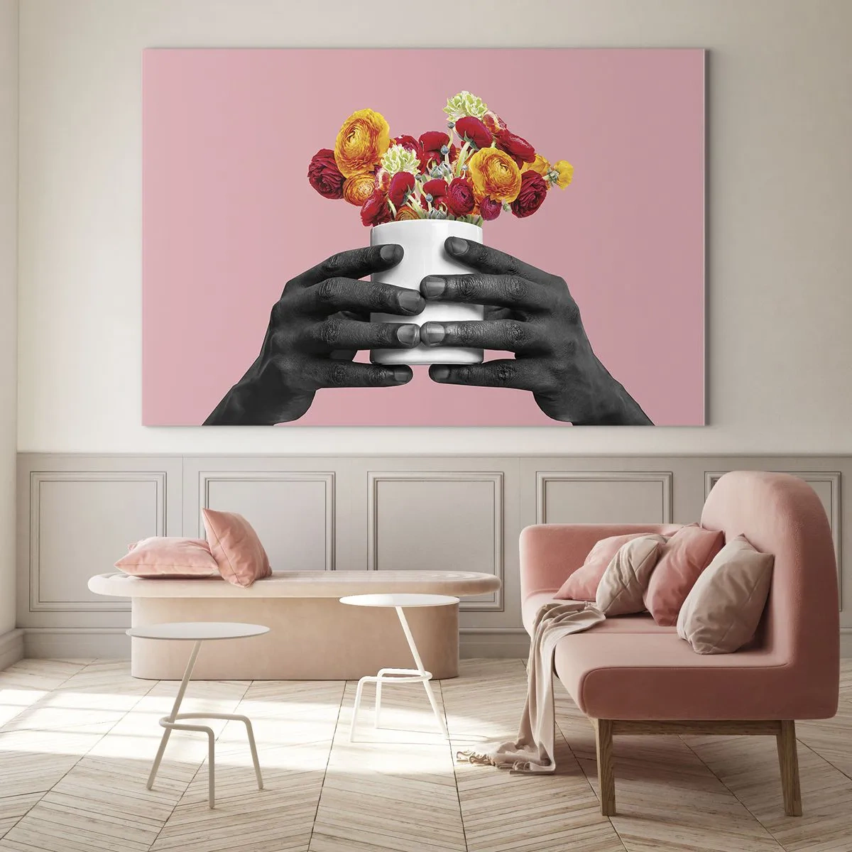 Obraz na skle - Čiernobiele ruky držiace farebnú kyticu kvetov - 70x50cm - Apoteóza života - Moderná nástenná dekorácia do obývacej izby a spálne ARTTOR