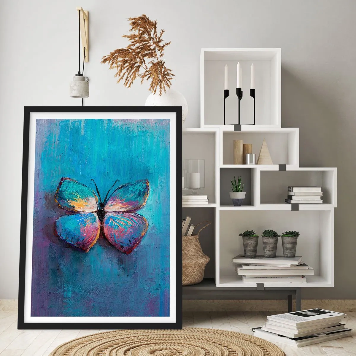 Plagát v čiernom ráme - Motýľ v intenzívnych farbách na modrom pozadí - 50x70cm - V celej svojej kráse - Moderná nástenná dekorácia do obývacej izby a spálne ARTTOR