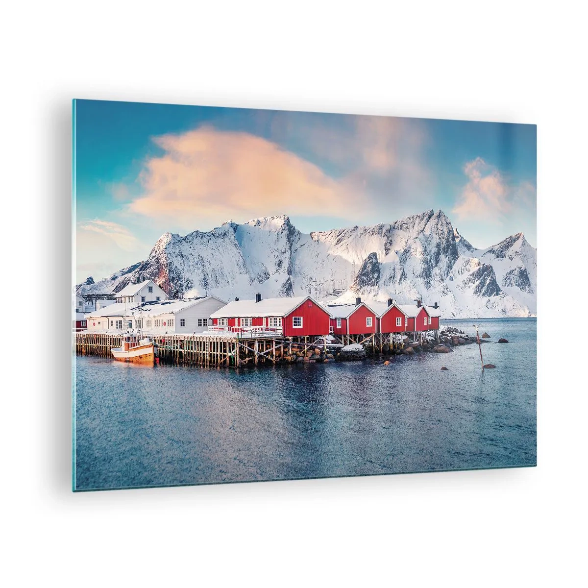 Obraz na skle - Červené rybárske chatky na fjorde s horami v pozadí - 70x50cm - Severné útočisko - Moderná nástenná dekorácia do obývacej izby a spálne ARTTOR