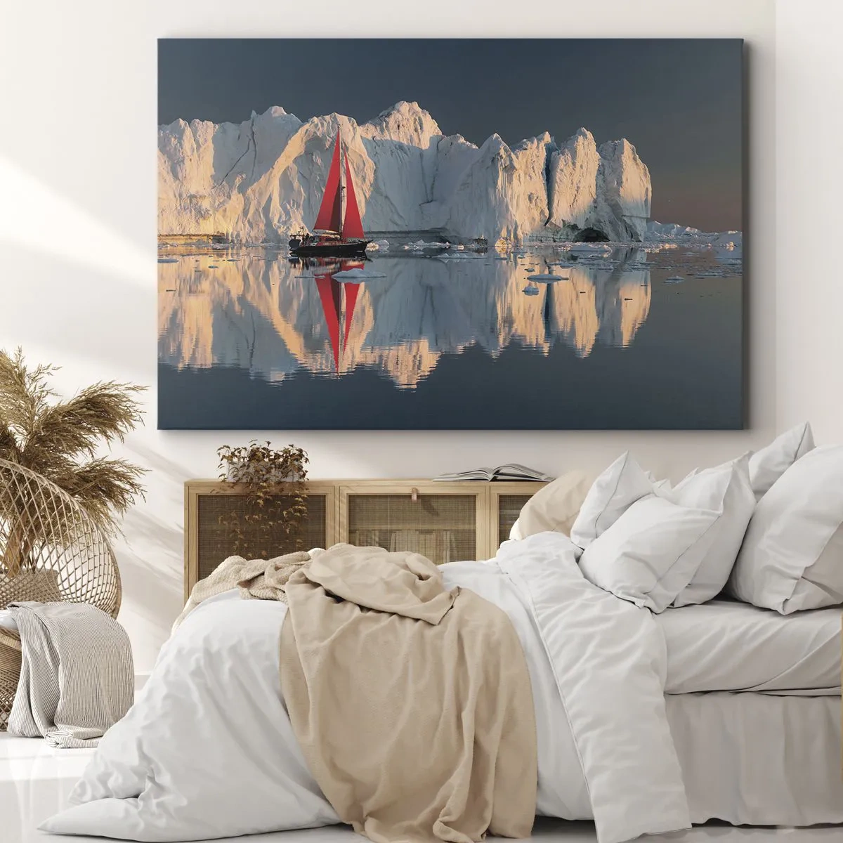 Obraz na plátne - Plachetnica s červenou plachtou na pozadí ľadovca - 70x50cm - Na okraji sveta - Moderná nástenná dekorácia do obývacej izby a spálne ARTTOR