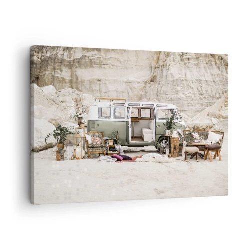 Obraz na plátne - Retro karavan s boho dizajnom na pozadí skalnatej krajiny. - 70x50cm - Cesta práve začína - Moderná nástenná dekorácia do obývacej izby a spálne ARTTOR