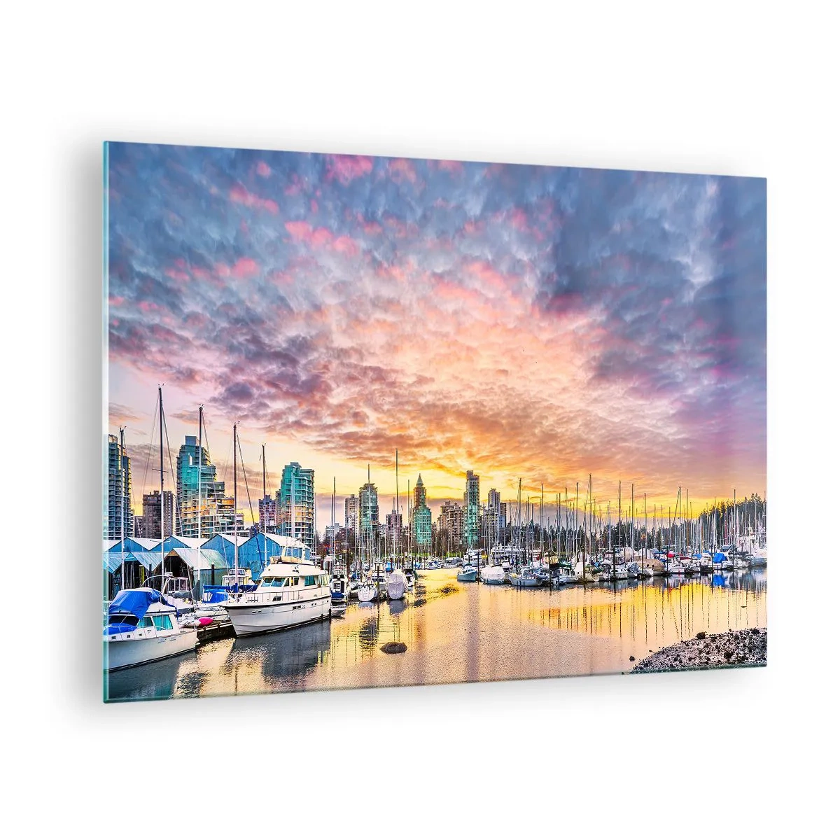 Obraz na skle - Západ slnka nad prístavom s loďami a mrakodrapmi - 70x50cm - Mesto tisíca námorníkov - Moderná nástenná dekorácia do obývacej izby a spálne ARTTOR