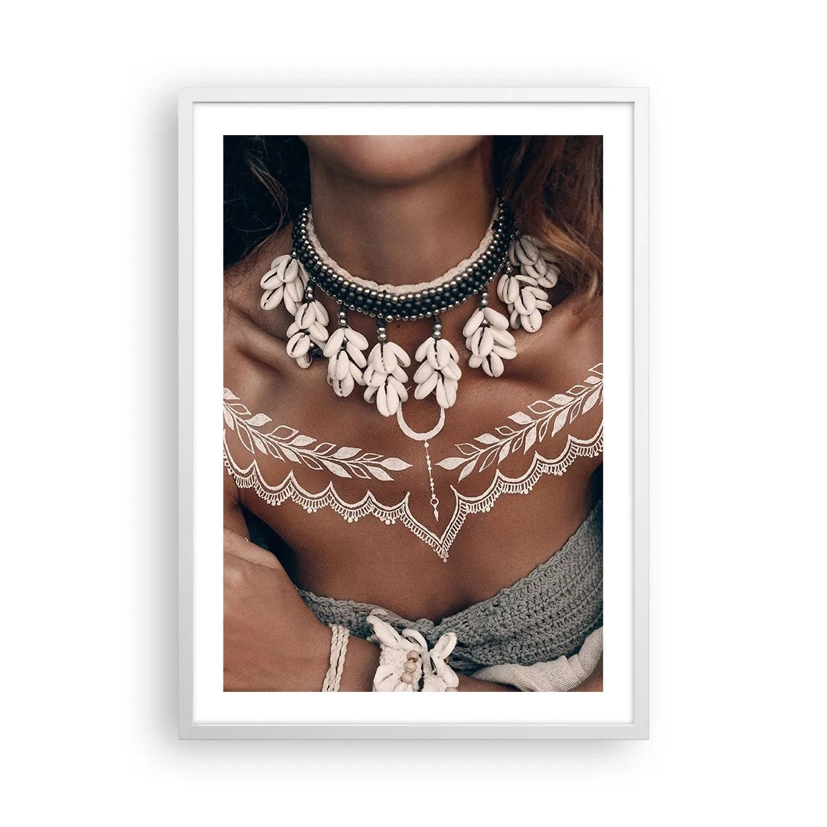 Plagát v bielom ráme - Talizmany, rituály ženskosti - 50x70 cm