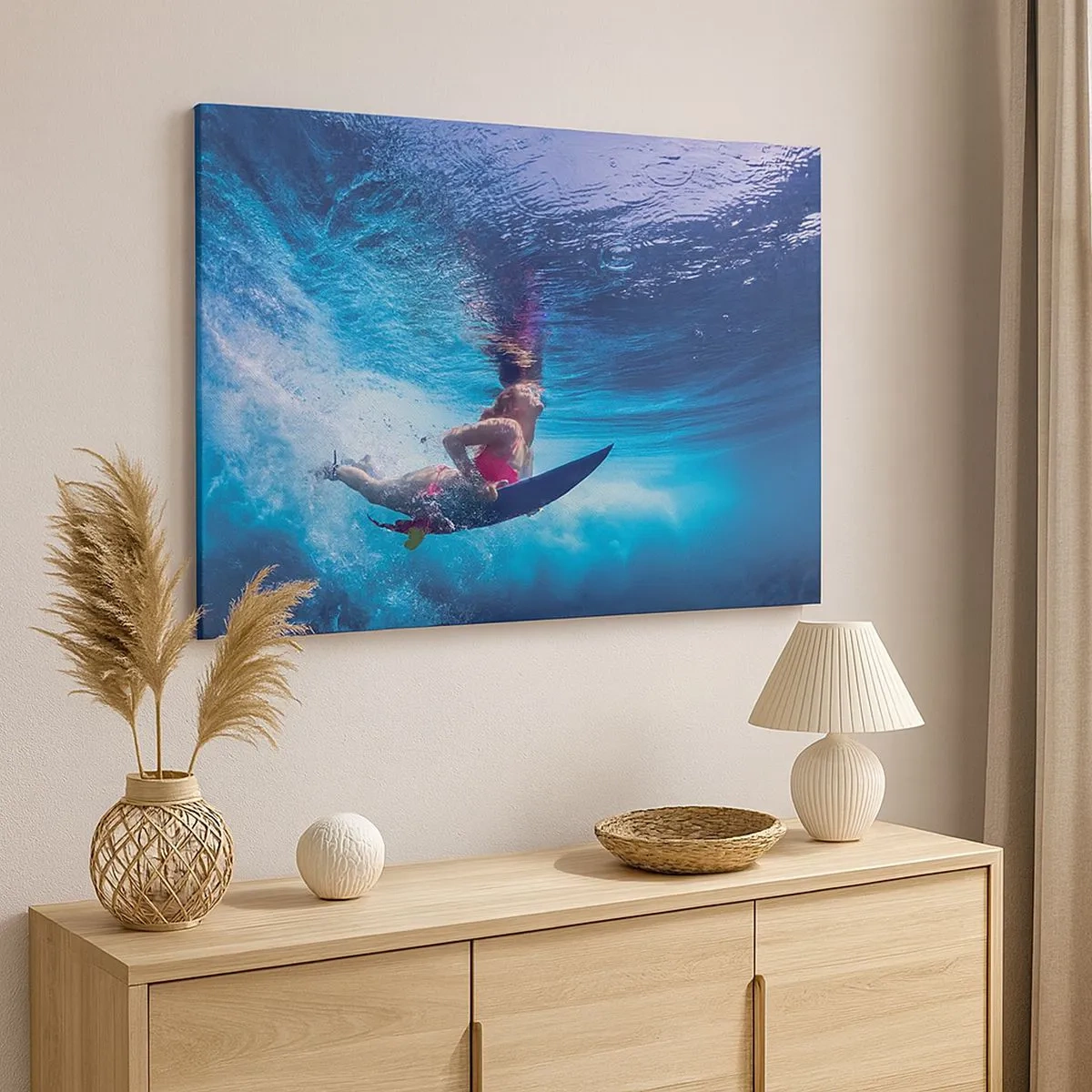 Obraz na plátne - Surfer pod vodou v dynamickej kompozícii v odtieňoch modrej. - 70x50cm - Hĺbka radosti - Moderná nástenná dekorácia do obývacej izby a spálne ARTTOR