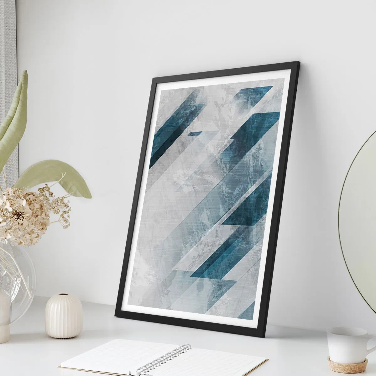 Plagát v čiernom ráme - Priestorová kompozícia – pohyb šedej - 61x91 cm