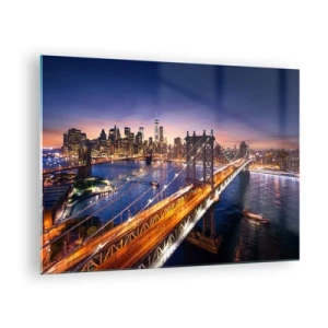 Obraz na skle - Most na pozadí večernej panorámy mesta s osvetlenými mrakodrapmi - 70x50cm - Žiariaci most do srdca mesta - Moderná nástenná dekorácia do obývacej izby a spálne ARTTOR