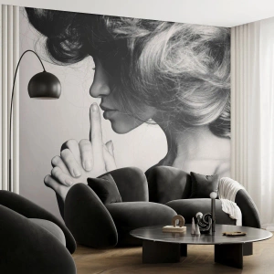 Fototapeta na mieru Premium Canvas - Zahľadená do seba - Žena, Model, Ženská tvár
