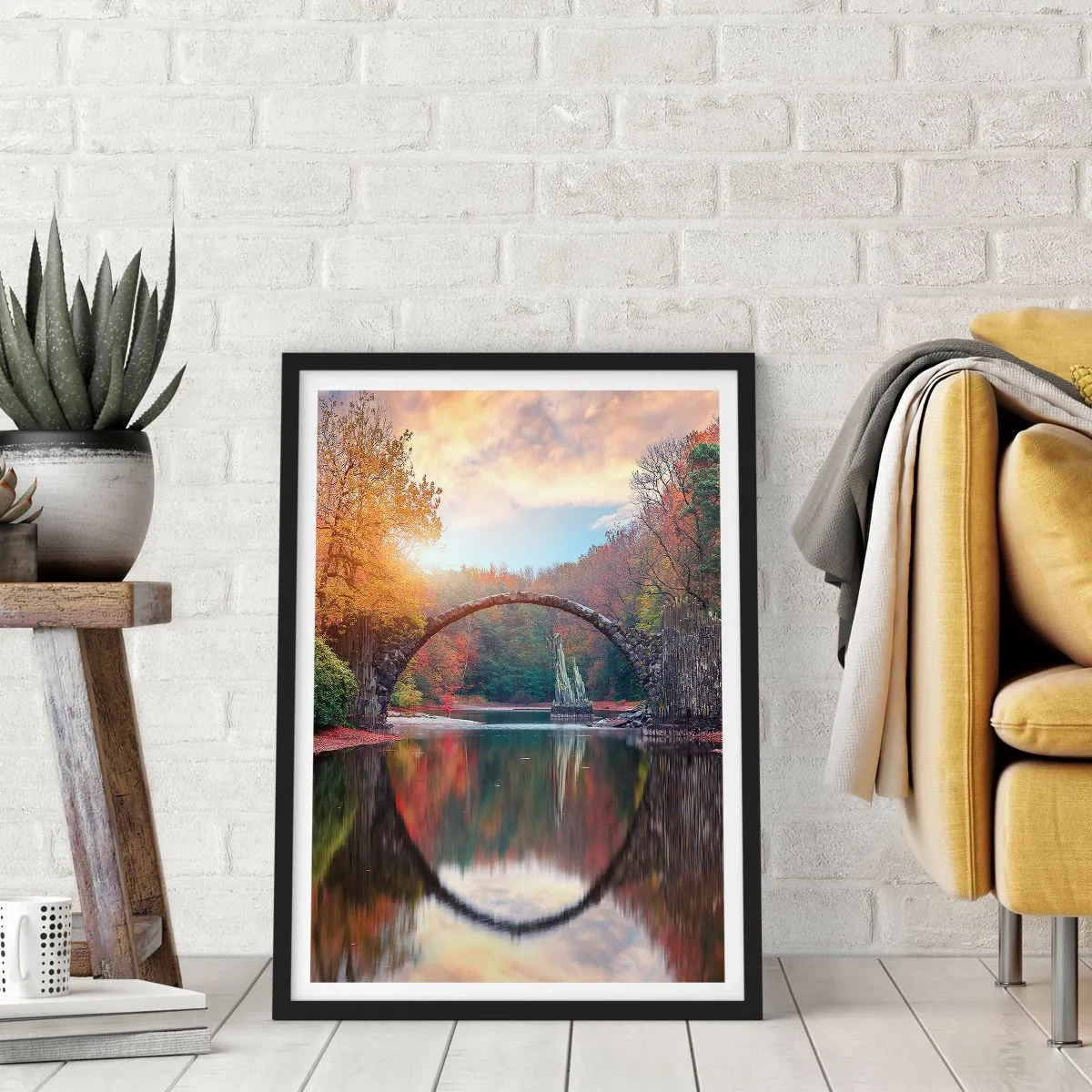 Plagát v čiernom ráme - Kamenný most cez jazero v jesennej scenérii - 50x70cm - Za zrkadlom - Moderná nástenná dekorácia do obývacej izby a spálne ARTTOR