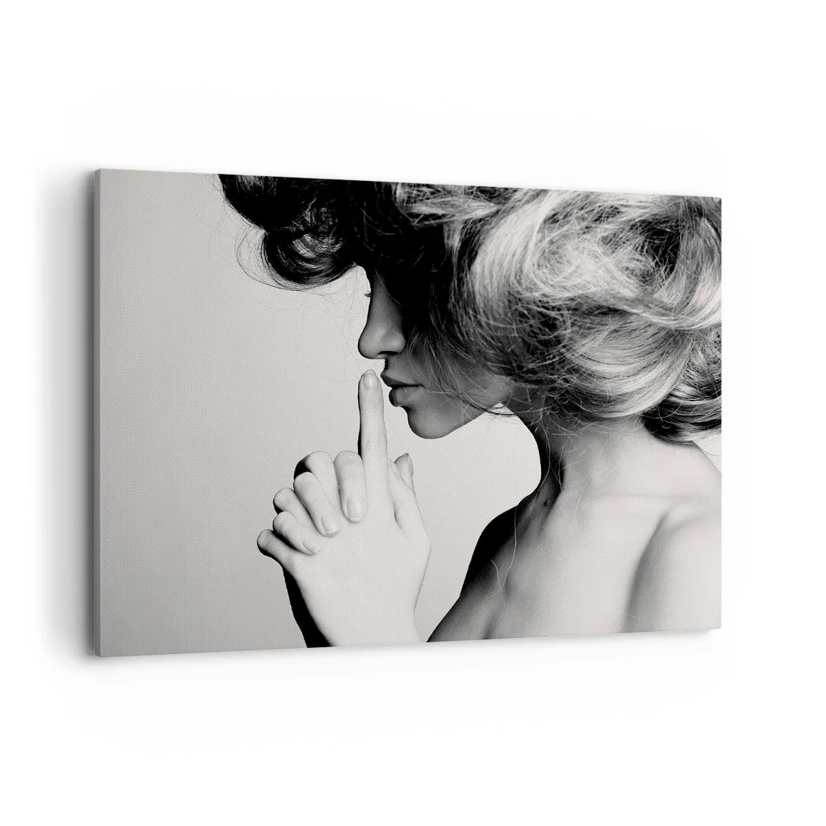 Obraz na plátne - Zahľadená do seba - 120x80 cm