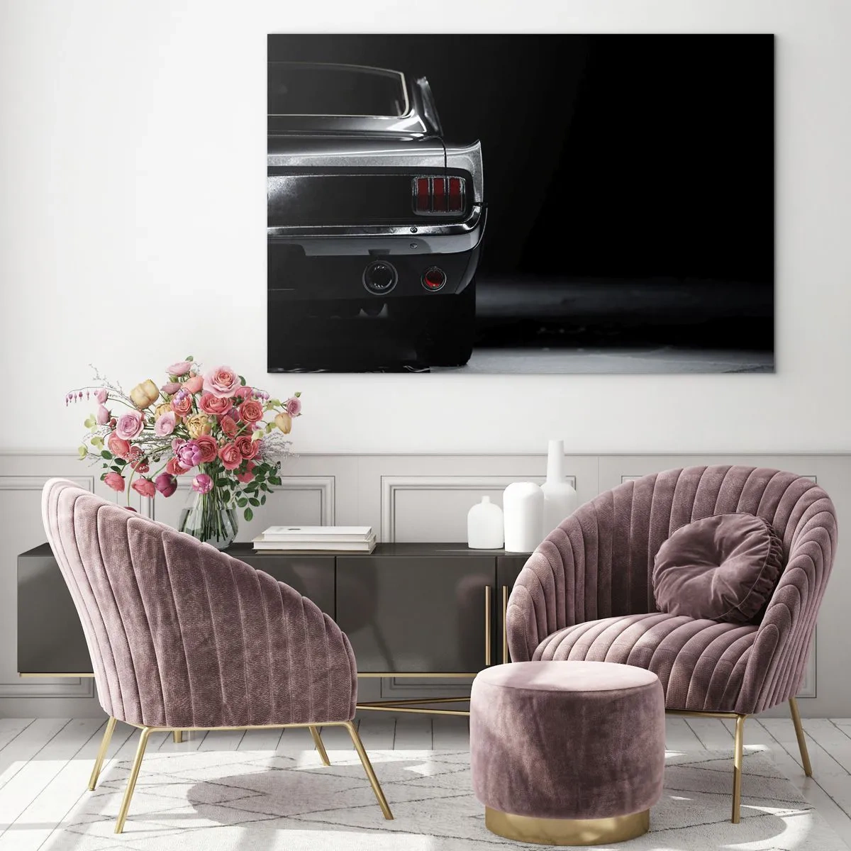 Obraz na skle - Zadná časť klasického auta v tmavom, štýlovom interiéri - 70x50cm - Kúzlo klasiky - Moderná nástenná dekorácia do obývacej izby a spálne ARTTOR