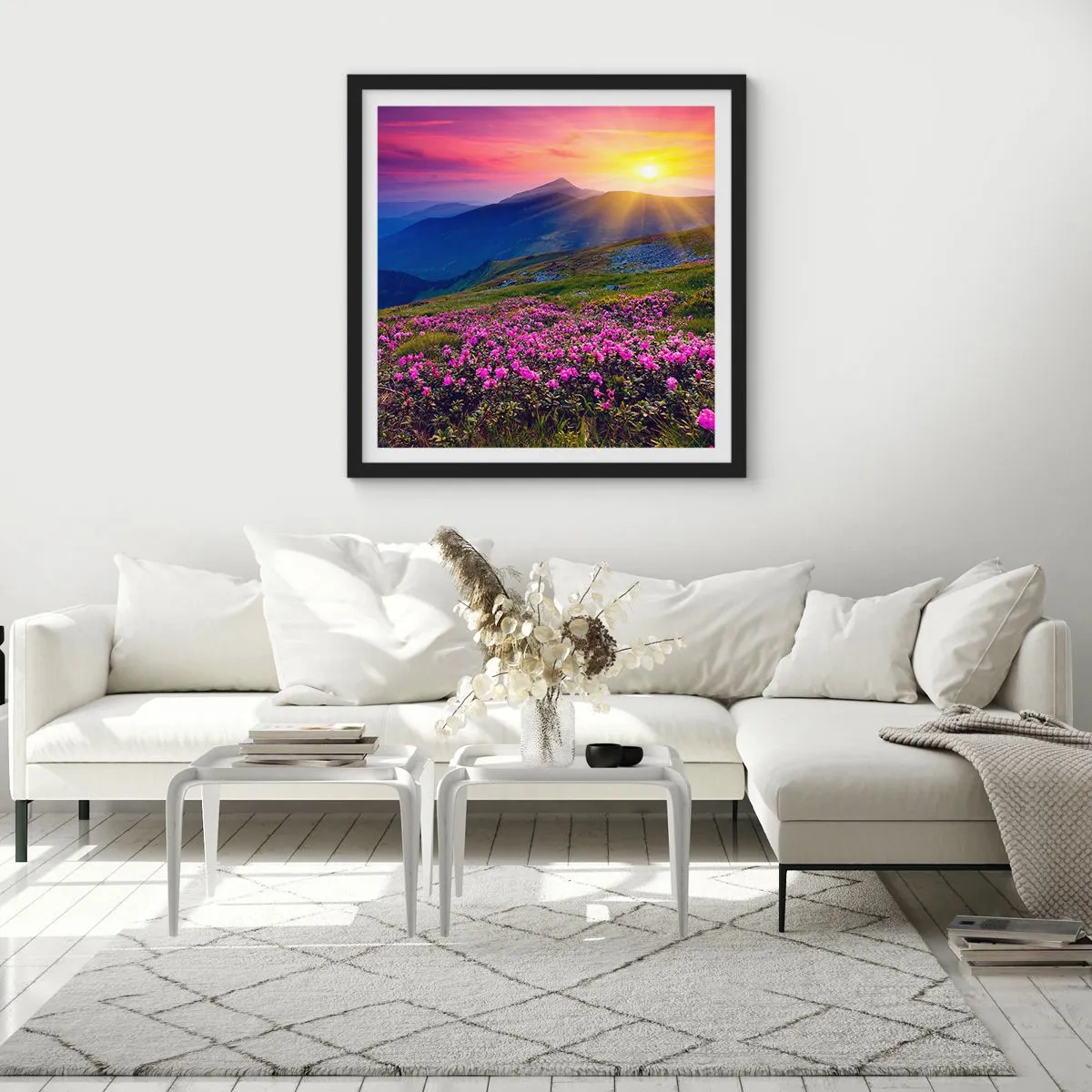 Plagát v čiernom ráme - …A okolo vonia kosodrevina a voňajú byliny - 30x30 cm