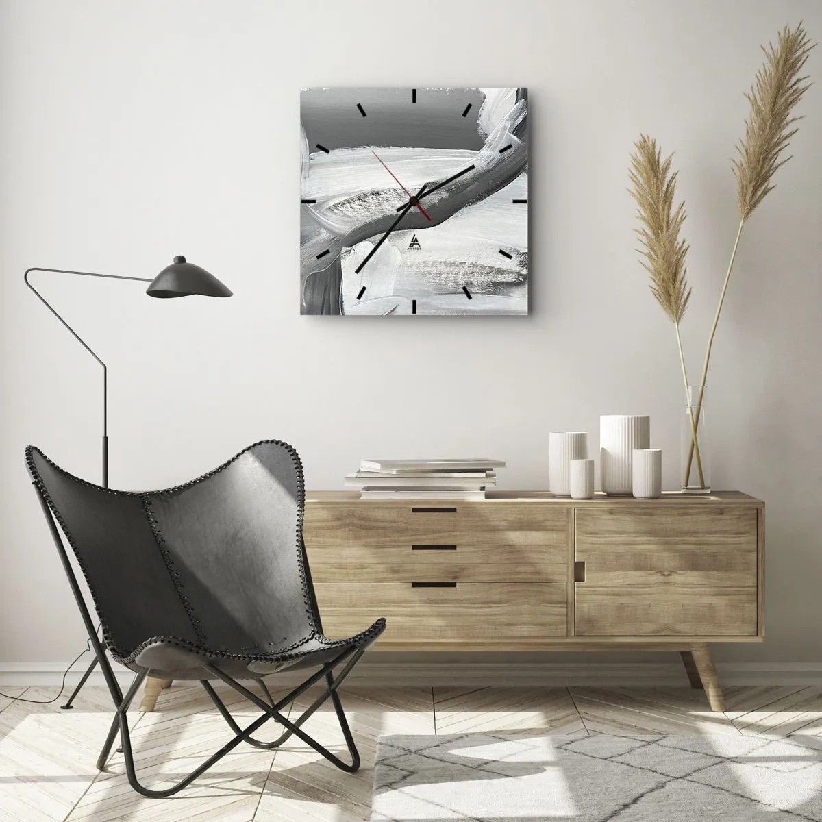 Nástenné hodiny - Pevným pohybom - 30x30 cm