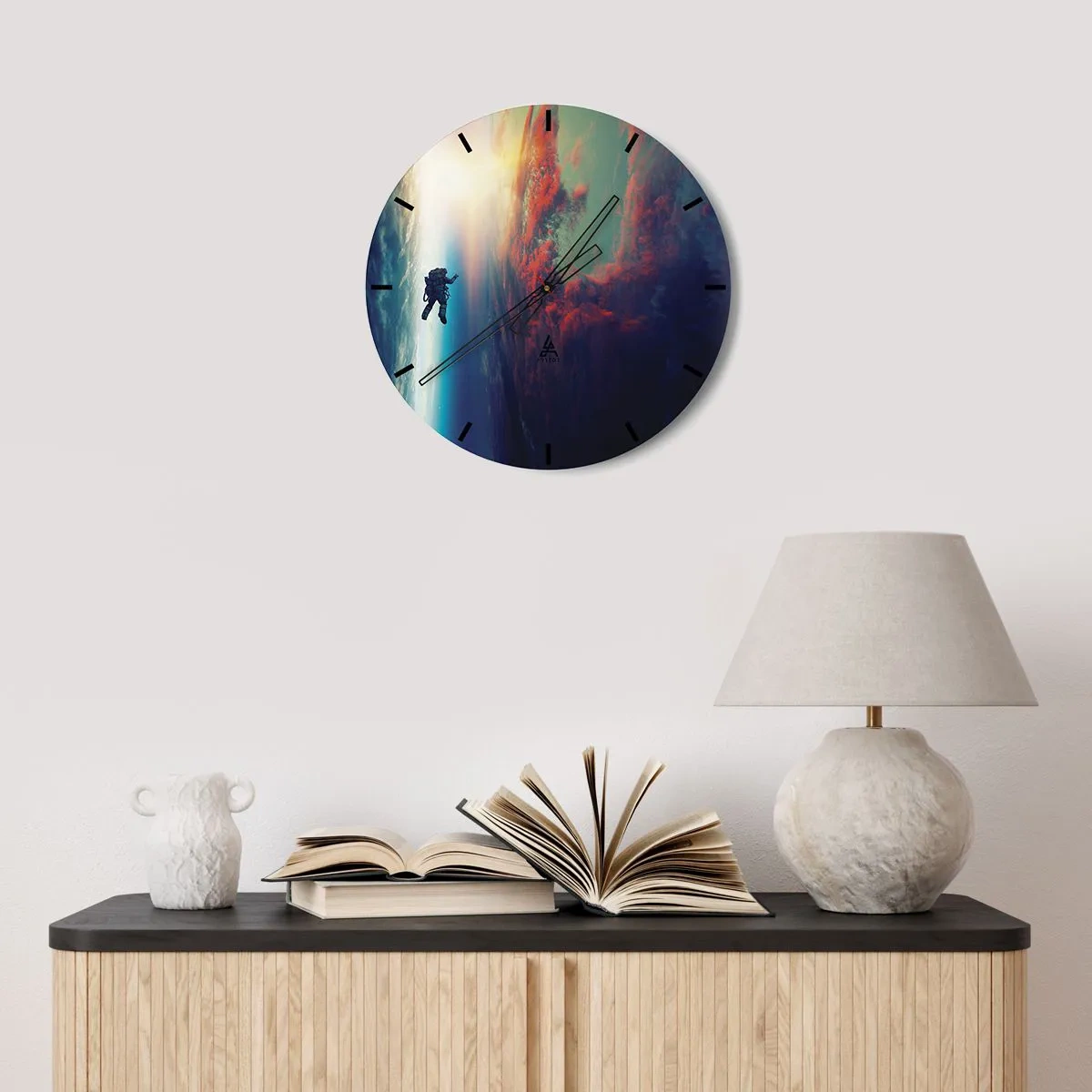 Nástenné hodiny - Tvárou v tvár vesmíru - 40x40 cm