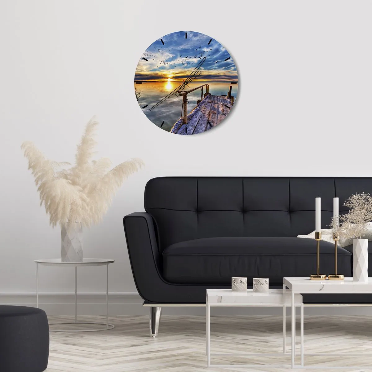 Nástenné hodiny - Drevené mólo nad jazerom pri západe slnka - 30x30cm - Vietor ide odpočívať - Moderná nástenná dekorácia do obývacej izby, kuchyne a spálne ARTTOR