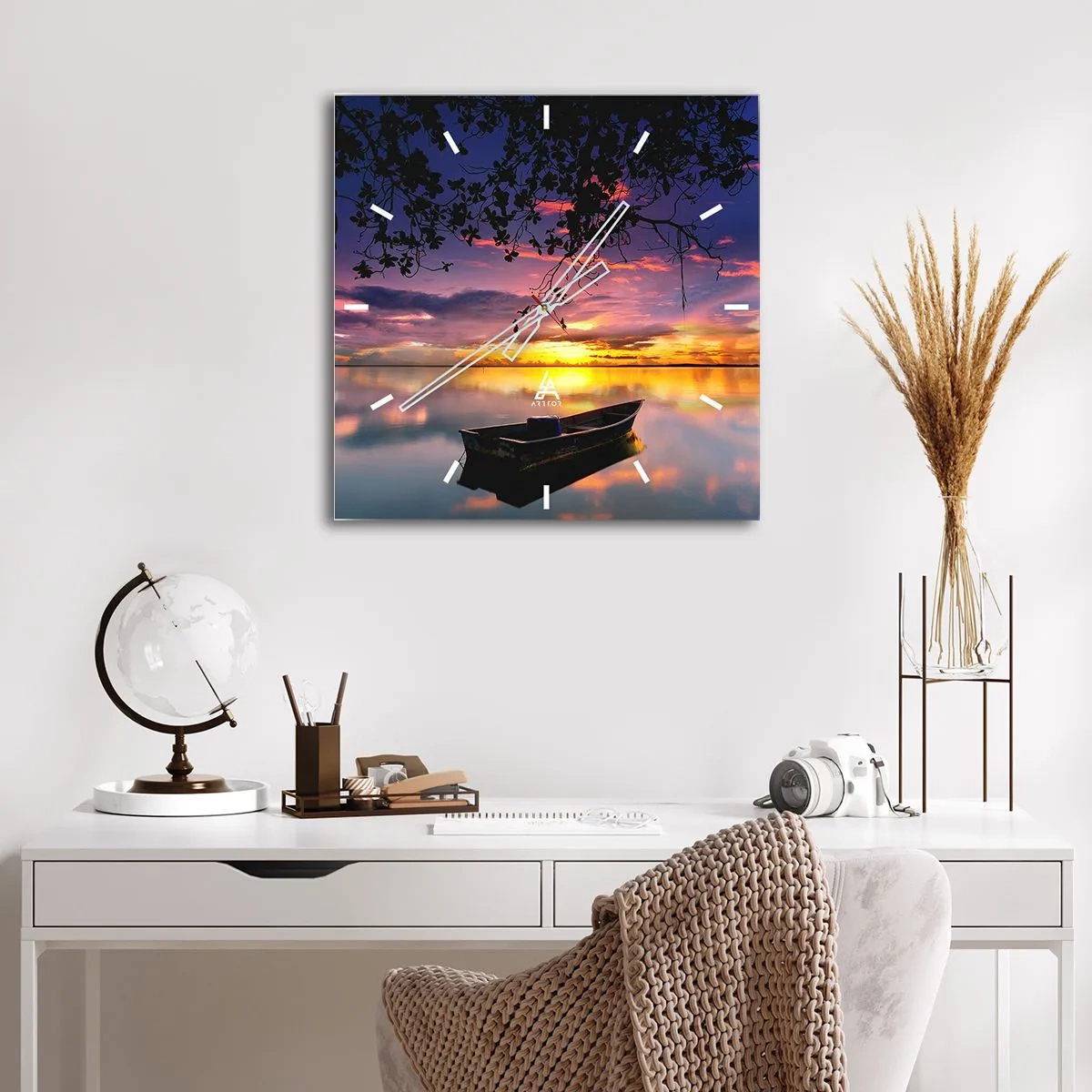 Nástenné hodiny - „Zdá sa, že visíš uprostred neba…“ - 40x40 cm