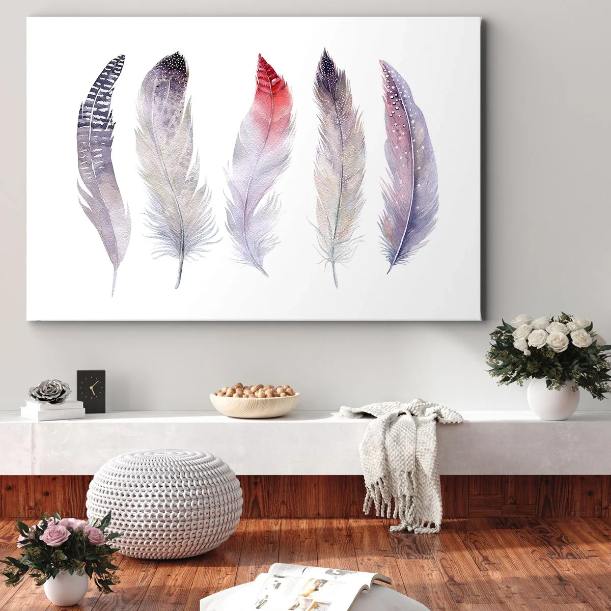 Obraz na plátne - Päť jemných pierok v pastelových odtieňoch na svetlom pozadí - 70x50cm - Jemné ako rôznofarebná hmla - Moderná nástenná dekorácia do obývacej izby a spálne ARTTOR