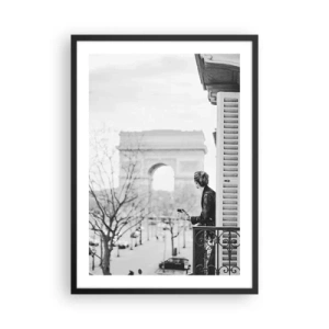 Plagát v čiernom ráme - Muž na balkóne s výhľadom na Víťazný oblúk - 50x70cm - Izba s výhľadom - Moderná nástenná dekorácia do obývacej izby a spálne ARTTOR