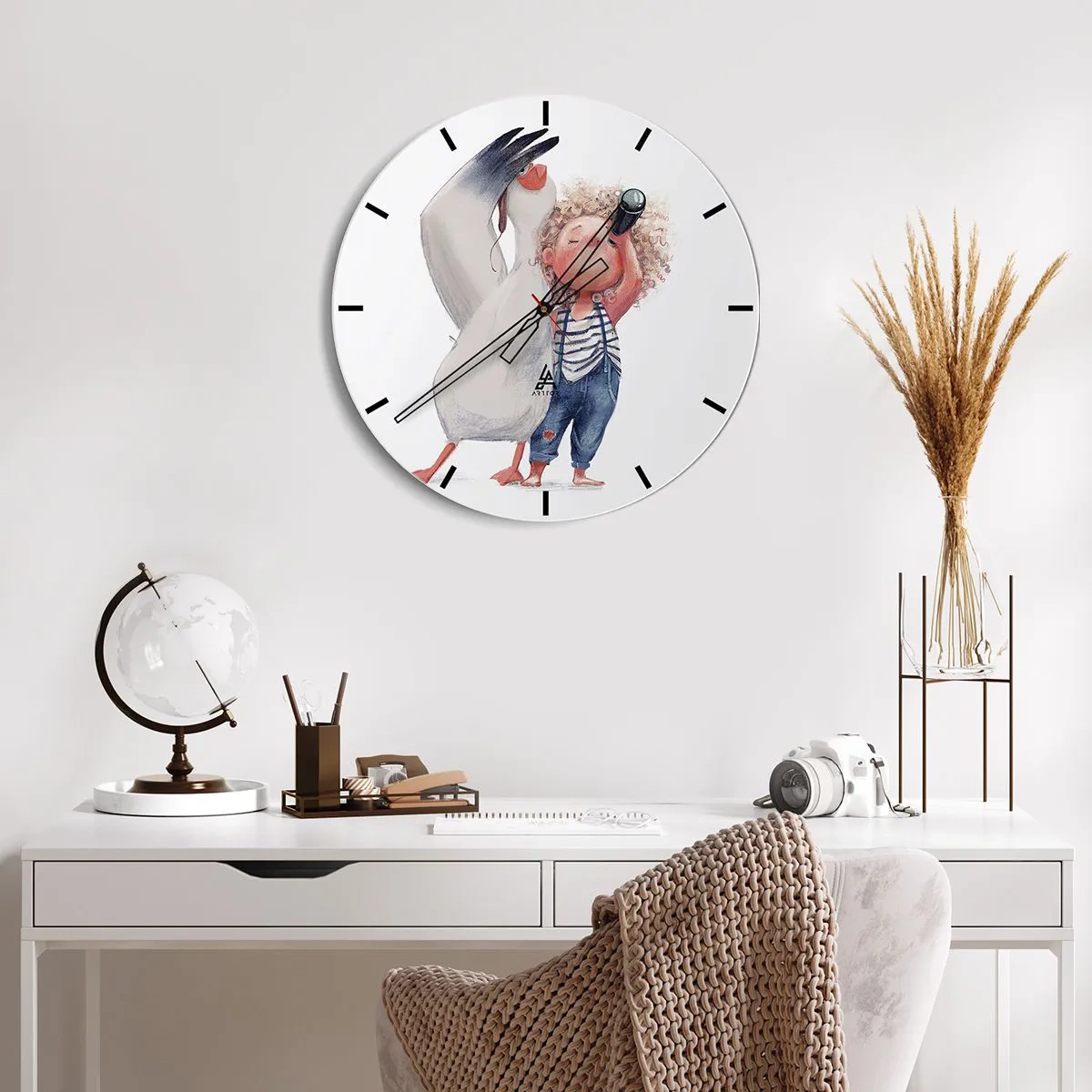 Nástenné hodiny - Dieťa s ďalekohľadom a veľkým vtákom na bielom pozadí - 30x30cm - Plán na skvelú cestu - Moderná nástenná dekorácia do obývacej izby, kuchyne a spálne ARTTOR