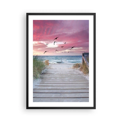 Plagát v čiernom ráme - Drevený chodník na pláži s výhľadom na more pri západe slnka - 50x70cm - Baltská impresia - Moderná nástenná dekorácia do obývacej izby a spálne ARTTOR